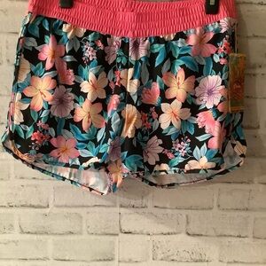 Pipeline Nani Women’s Large Floral Boardshorts - UPF 50+